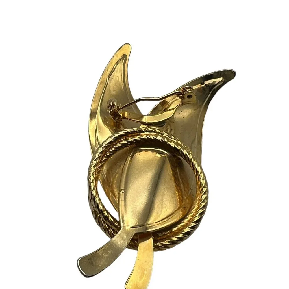 Vintage Brooch 2 Leaves Brushed Gold Tone in Textured Circles Lapel Pin‎